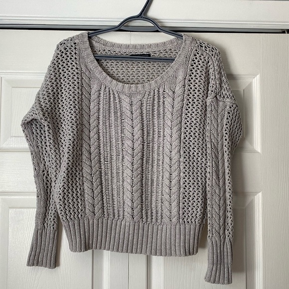 American Eagle Knit Sweater - Picture 1 of 3